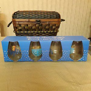 Set Of 4 Hanukkah Stemless Wine Glasses TMD